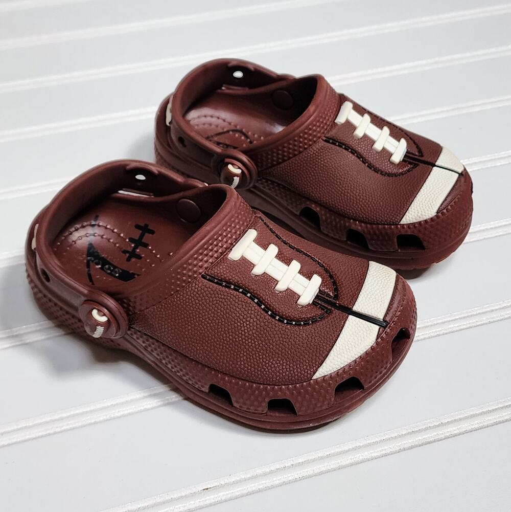 Crocs Classic Kids Sports Football Clogs Sandals Size 9 Kids Brown White Black